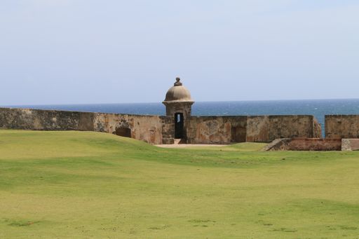A closeup shot of an ancient building in El Morro in Puerto Rico