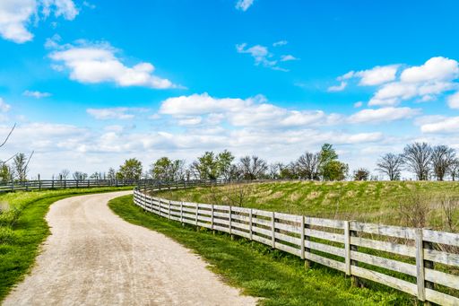 A photo of a beautiful sunny day at Battelle Darby Creek Metro Park - Columbus, OH