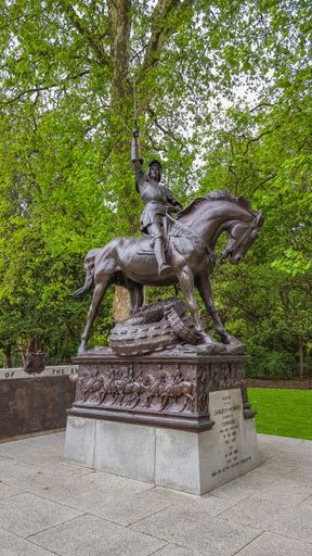 A vertical shot of the Cavalry Memorial at the Hyde park in London, UK