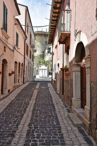 A vertical shot of a narrow street in Macchiagodena, a village in the Molise region of Italy