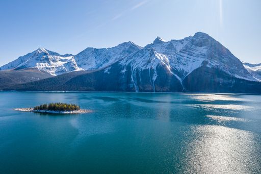 The beautiful landscape with the lake and mountains. Canadian nature. Banff National Park.