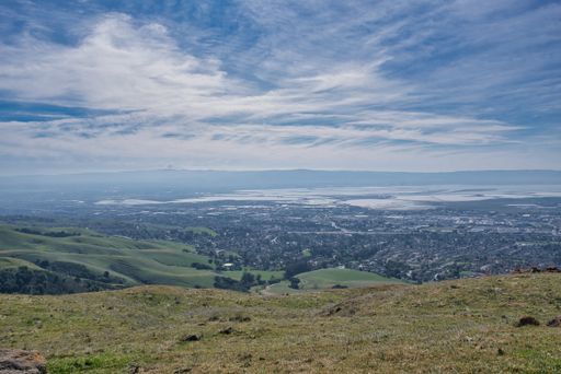 A panoramic shot of the beautiful view in Mission Peak Regional Preserve, located in Fremont, USA