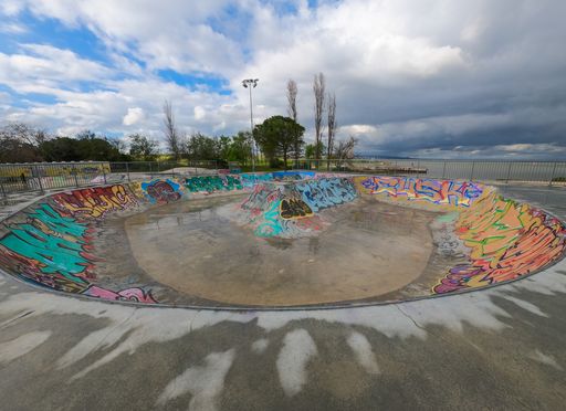 The Skatepark Expo next to Vasco da Gama Bridge