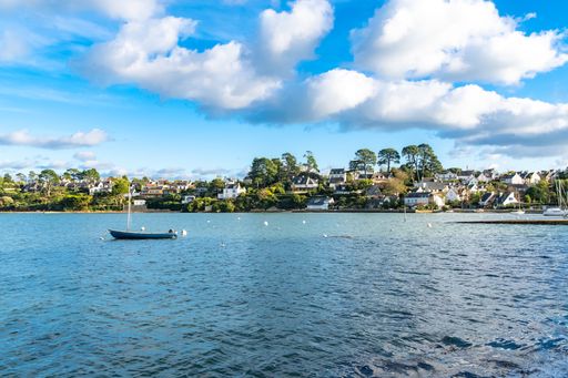 Brittany, Ile aux Moines island in the Morbihan gulf, the typical harbor and old houses in the village