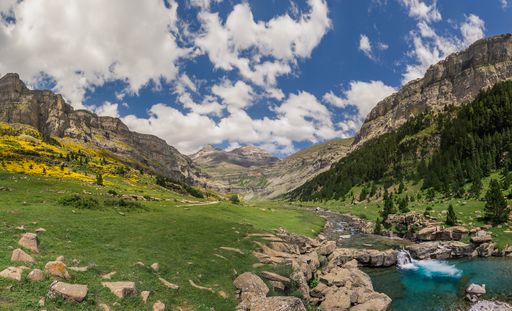 A view of a beautiful hiking trail surrounded by amazing nature in the Spanish national park Ordesa y Monte Perdido
