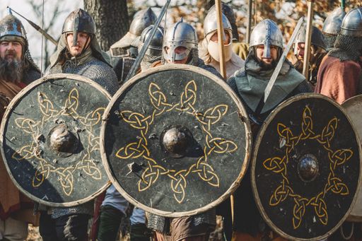 Blakkr Ulfr & Wulfgard historical groups at "friendly fighting"