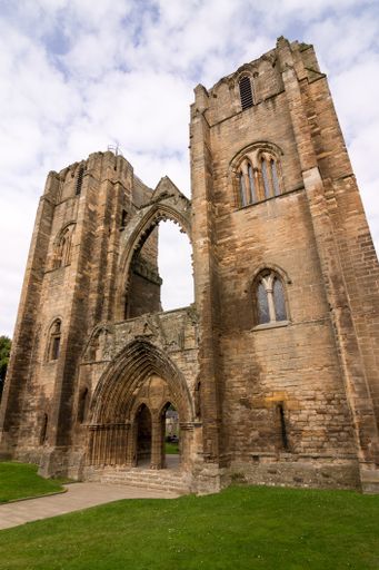A vertical low angle shot of the facade of the magnificent Elgin Cathedral captured in Elgin, UK