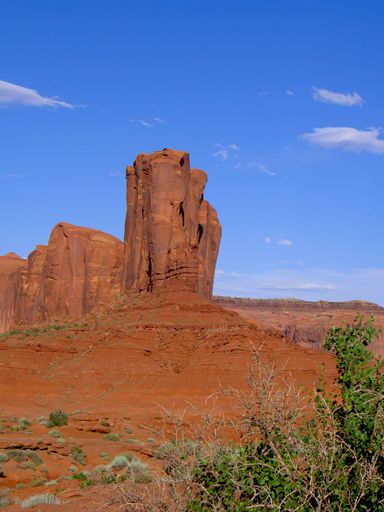 A vertical shot of the Elephant Butte in the Monument Valley, Utah-Arizona, USA