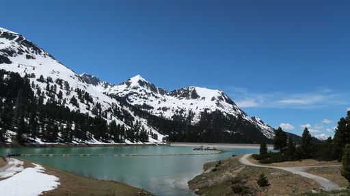 A beautiful  scenery of a mountain landscape under the sunlight