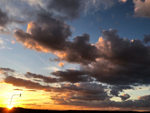 A beautiful shot of the sunny and cloudy sky