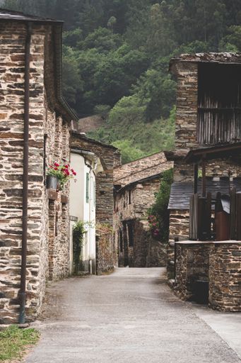A vertical view of rustic houses located in the small village of Vega de Zarza