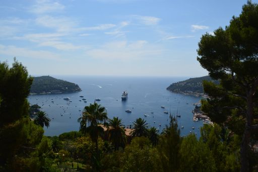 Paradise in real-life, cruise ship coming to the bay in France