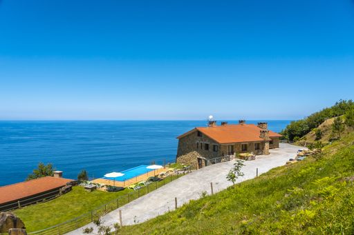 A mesmerizing shot taken at the sea on Monte Urgull in the city of San Sebastian, Gipuzkoa in Basque Country