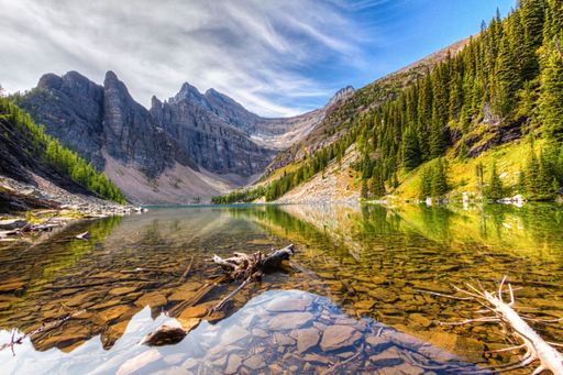 DescriptionLake Agnes Trail is a 7.6 kilometer heavily trafficked out and back trail located near Lake Louise, Alberta, Canada that features a waterfa
