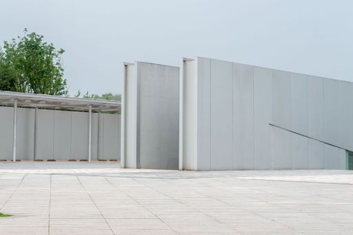 An empty ground floor in front of modern construction