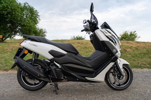 A urban scooter by Yamaha