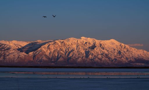 A beautiful shot of Great Salt lake in Utah