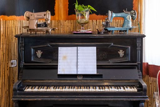 A beautiful shot of an old fashioned wooden piano