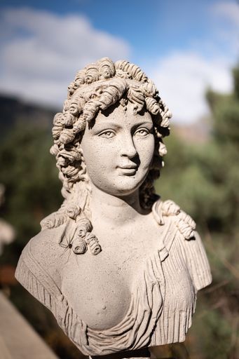 Sabine  bust stone sculpture portrait