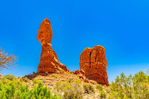Red Balanced rock in Arches National Park, Utah, US