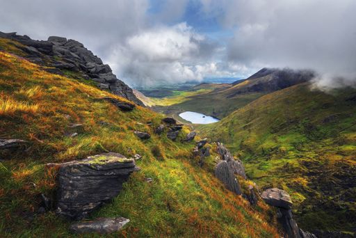A scenic shot of the Carrauntoohil in Iveragh Peninsula in County Kerry, Ireland