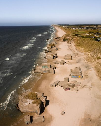 A long beautiful beachline on a sunny day