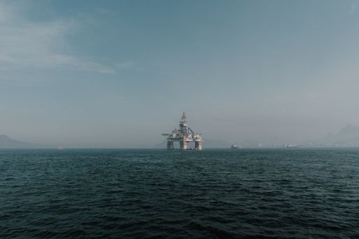 Beautiful landscape shot of an oil extraction platform in Rio de Janeiro