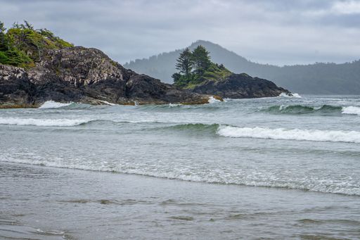 A beautiful shot of waves coming in on MacKenzie Beach in Tofino, Canada