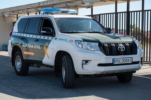 The Toyota Land Cruiser SUV of the Spanish Police - translation of a text on the car: Civil Guard