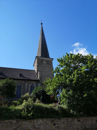 A vertical shot of the St. Peter's church in Muelheim