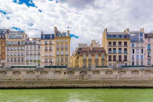 Paris, ile saint-louis and quai de Bethune, beautiful ancient buildings, panorama
