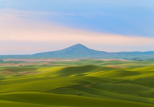 A beautiful view of Kamiak Butte County Park in Washington, USA