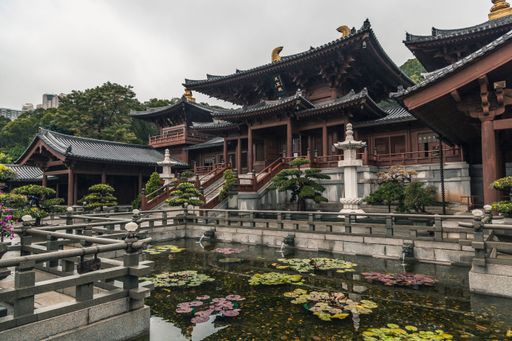The exterior of the beautiful Chi Lin Nunnery Buddhist temple in Kowloon, Hong Kong