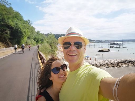 couple selfie on the trabocchi coast day