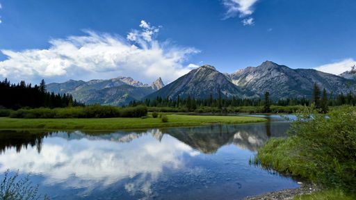 A beautiful summer landscape in Banff National Park, Alberta, Canada.
