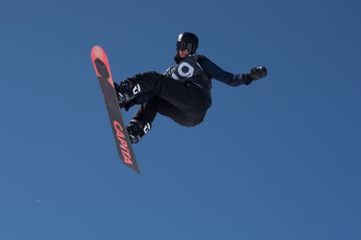 El Tarter, Andorra. 29 March 2019 : Snowboarder participating in the Total Fight 2019 Grandvalira Andorra.