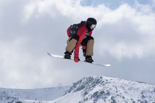 El Tarter, Andorra. 29 March 2019 : Snowboarder participating in the Total Fight 2019 Grandvalira Andorra.