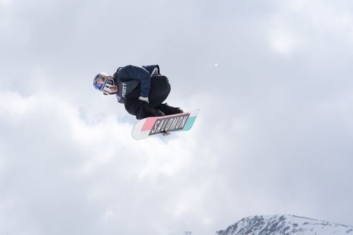 El Tarter, Andorra. 29 March 2019 : Snowboarder participating in the Total Fight 2019 Grandvalira Andorra.