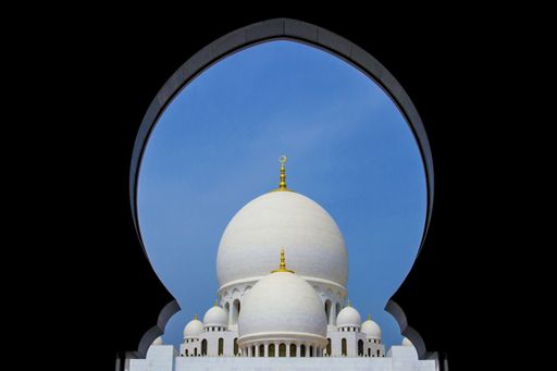 Abu Dhabi, U.A.E, May 2014: Sheikh Zayed Mosque: symbol of islam