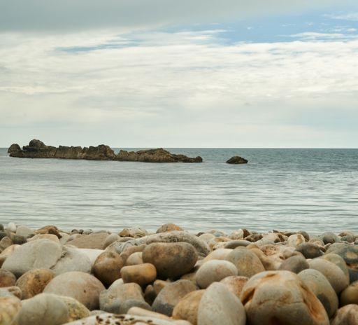 A beautiful shot of a sea on a cloudy day