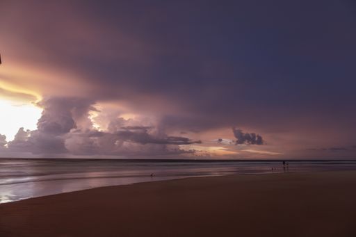 A mesmerizing shot of a beautiful seascape on a foggy day
