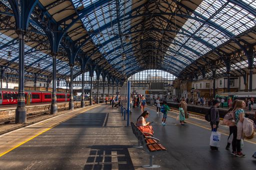 The people on the platform of the railway station