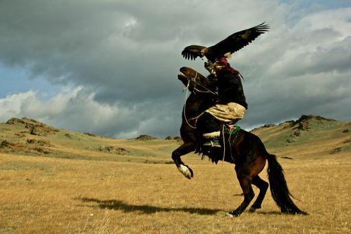 The Eagle hunters of Mongolia and portrait pictures in the Golden Altai mountains