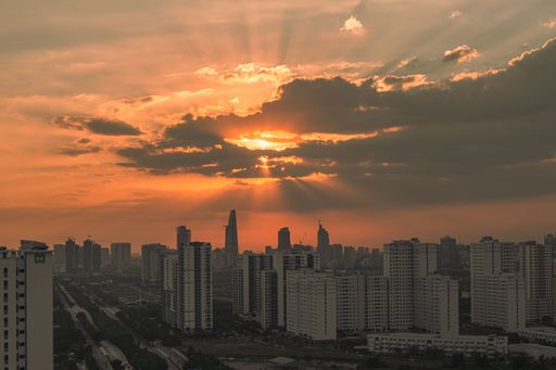 I used my canon EOS M50 for this amazing picture.At that time I was in Ho Chi Minh so I was waiting for the right moment to take the picture