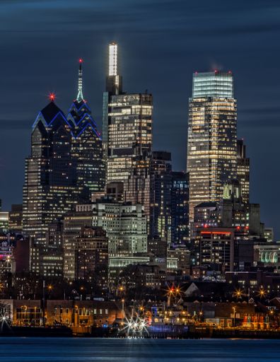 A vertical shot of skyscrapers in Philadelphia at night