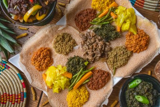Spicy meat and vegetable salads - the Ethiopian cuisine