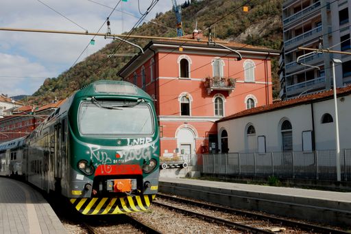 A train is ready to go to Milano at Como Nord railway station